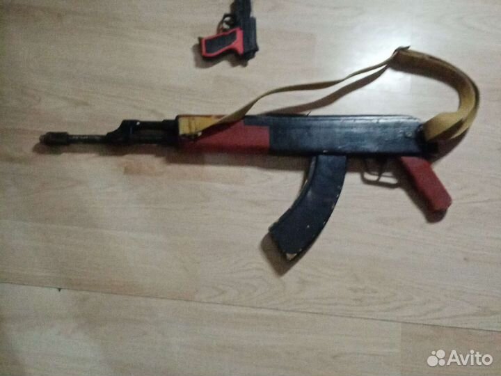 Автомат Калашникова муляж с наклейкой standoff 2