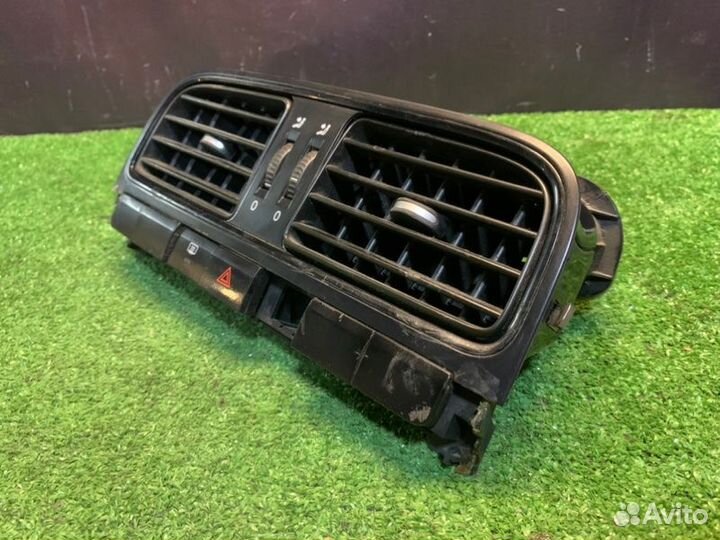 Дефлектор воздушный Volkswagen Polo седан cwvb