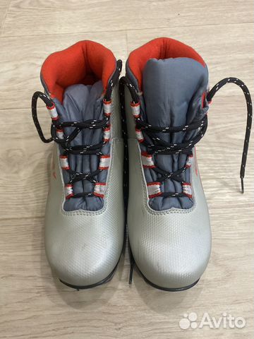 Лыжные ботинки размер 34