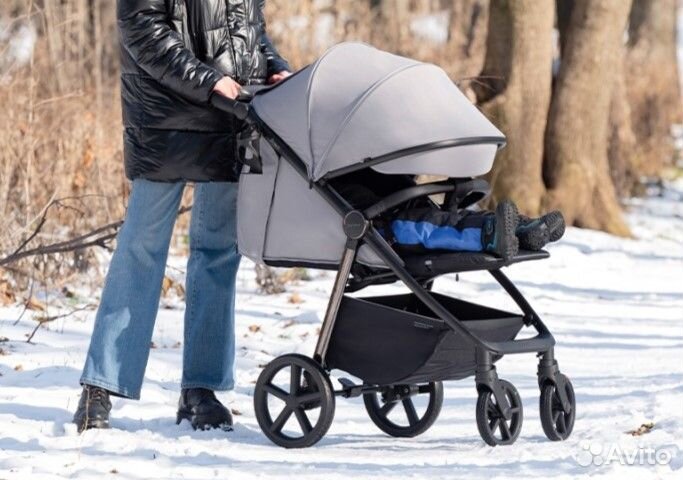 Коляска Carello