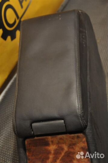 Подлокотник mercedes-benz E-class w210