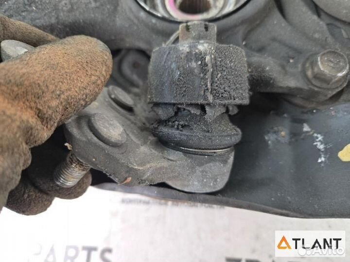 Ступица передняя левая toyota estima