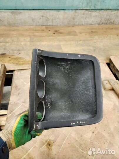 Подиум под датчики subaru