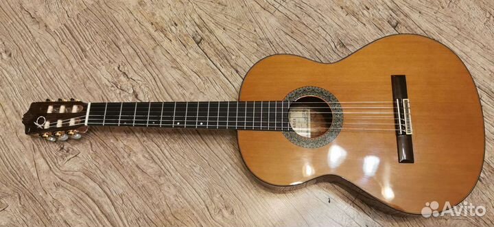 Гитара классическая Alhambra model p5
