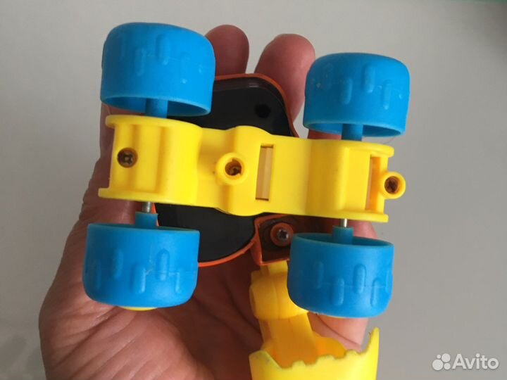 Трактор экскаватор бетономешалка