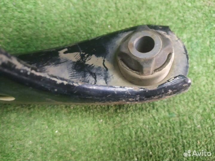 Рычаг подвески передний левый Renault Logan