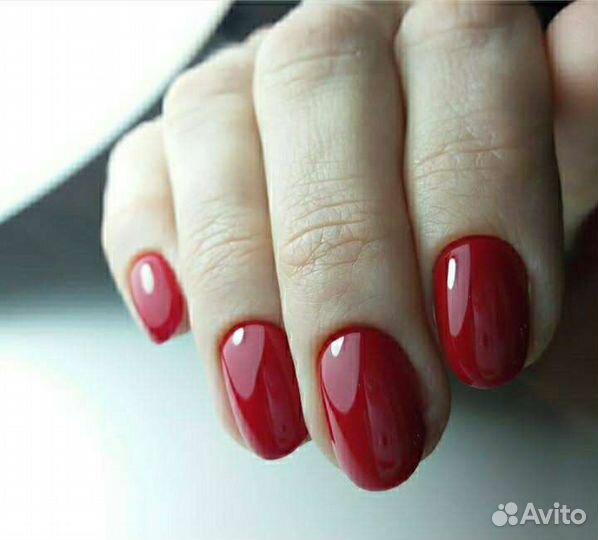 Маникюр и педикюр