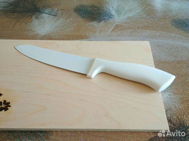 Нож кухонный белый