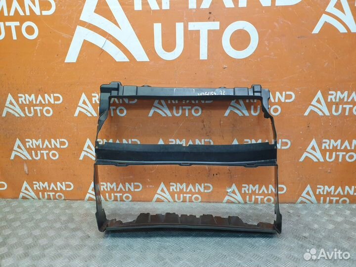 Воздуховод радиатора передний Land Rover Range