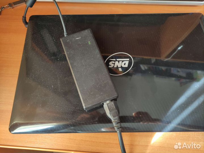 Ноутбук DNS W253ESQ