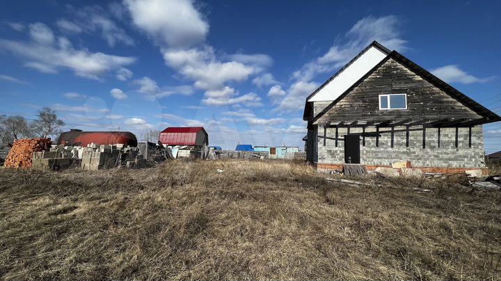 Дом 350 м² на участке 20 сот.