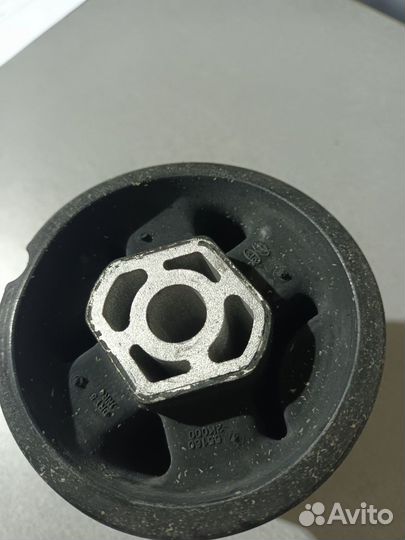 Сайлентблоки задней балки Solaris/Rio/Soul/Cerato