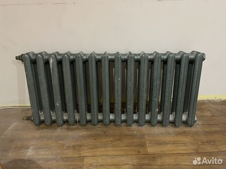 Батарея чугунная 14 секций