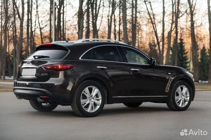 Infiniti QX70 3.7 AT, 2014, 71 000 км