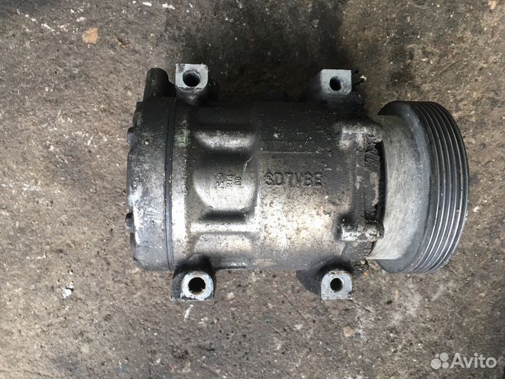 Компрессор кондиционера Рено