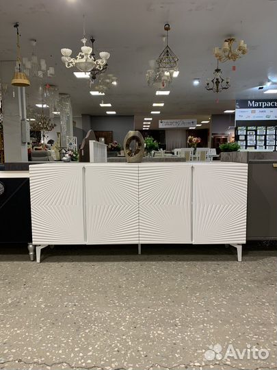 Тумба под тв белая