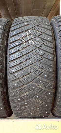 Goodyear UltraGrip Ice Arctic SUV 225/55 R18
