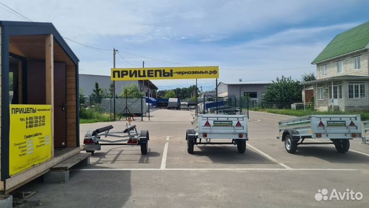 Прицеп на легковой автомобиль