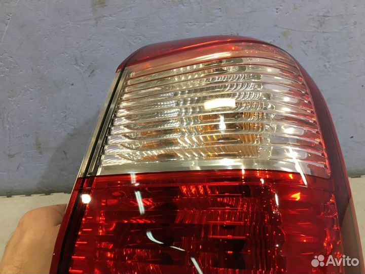 Фонарь задний правый Nissan Terrano