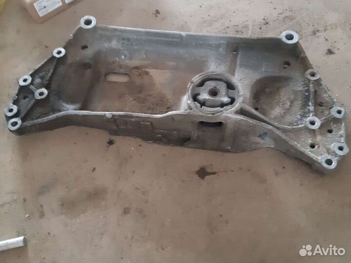 Балка подмоторная Volkswagen Jetta/Octavia A5