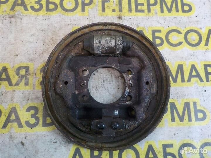 Щит опорный задний правый Hyundai Getz 2002-2011