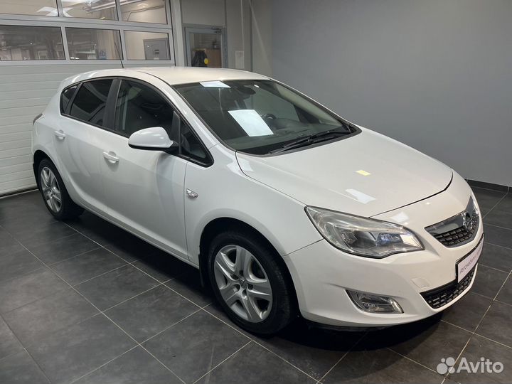 Opel Astra 1.6 AT, 2011, 99 363 км