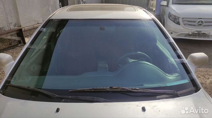 Лобовое стекло Mitsubishi galant 1997-2005