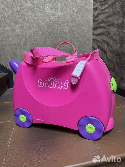 Детский чемодан trunki