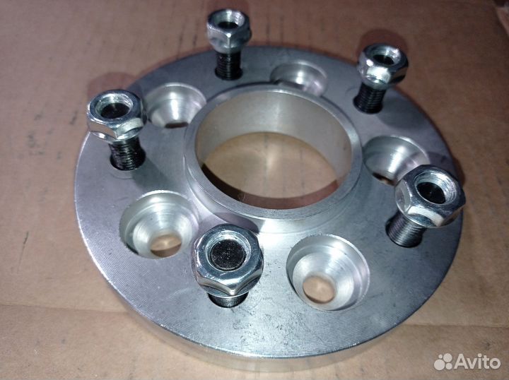 Проставка-адаптер переходная 5х108 - 5х120