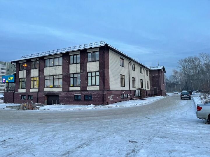 Торговая площадь, 716 м²