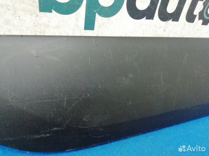 Накладка на дверь задняя правая 87734-2S000