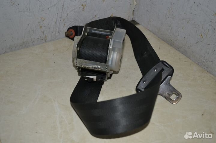 Ремень безопасности задний правый Kia Ceed (ED)