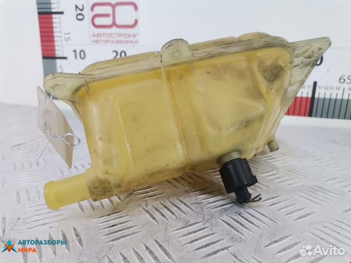 Бачок расширительный Volkswagen Passat B5 2000