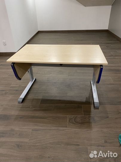 Растущий детский стол Moll со стулом