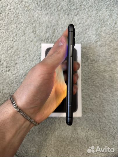 iPhone 11, 256 ГБ