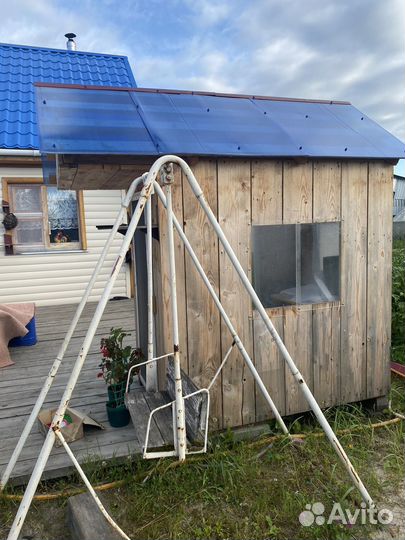 Детский игровой домик из дерева