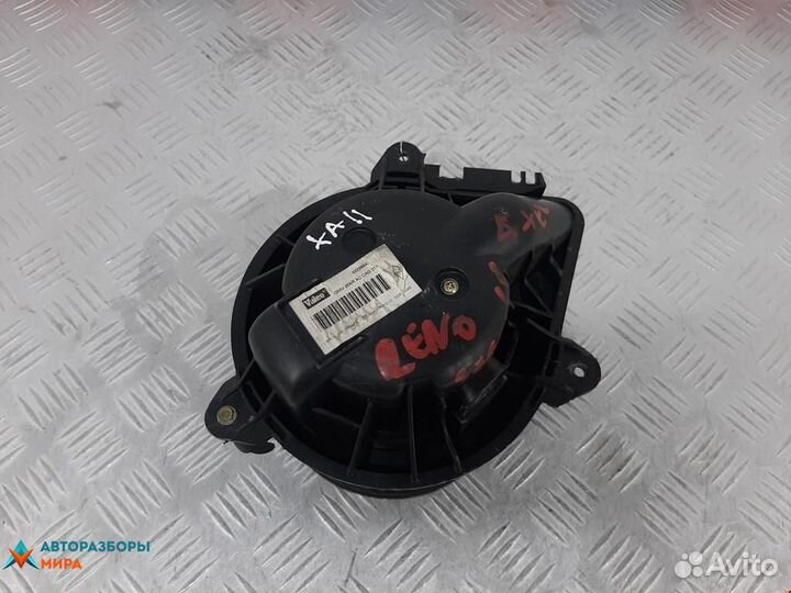 Моторчик печки Renault Scenic рест. 2003