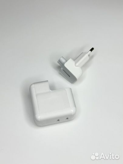 Зарядное устройство Dual USB-C