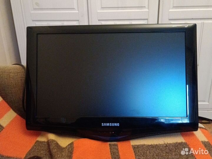 Телевизор samsung