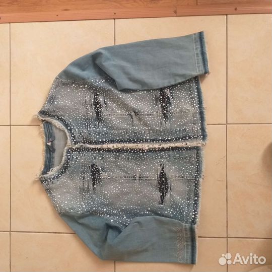 Джинсовая куртка женская