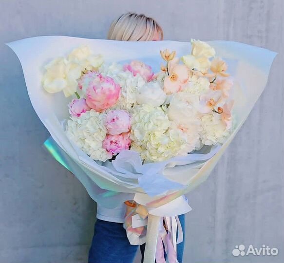 Букет роз и цветов