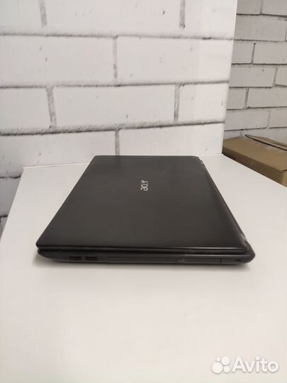 Ноутбук для учебы, работы