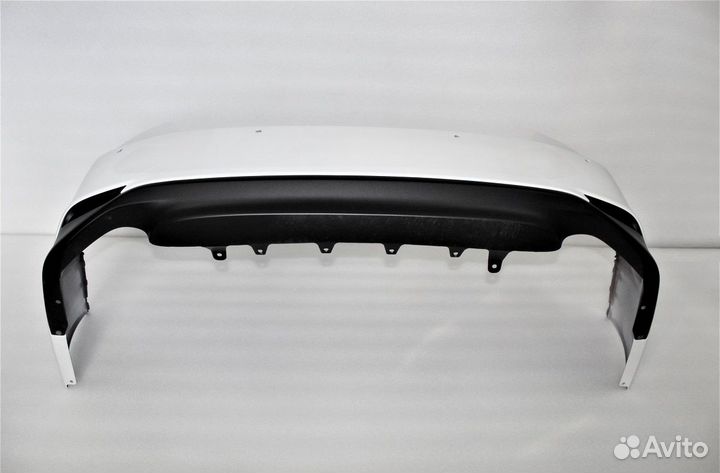 Camry 70 Рестайлинг задний бампер без дефектов