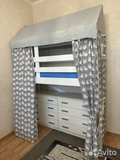 Кровать-чердак детская в виде домика