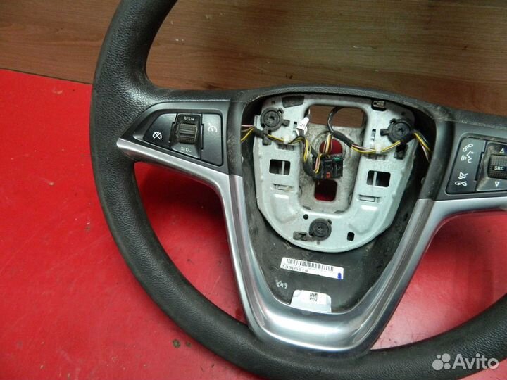 Рулевое колесо 13305814 Opel Astra J (P10) Астра