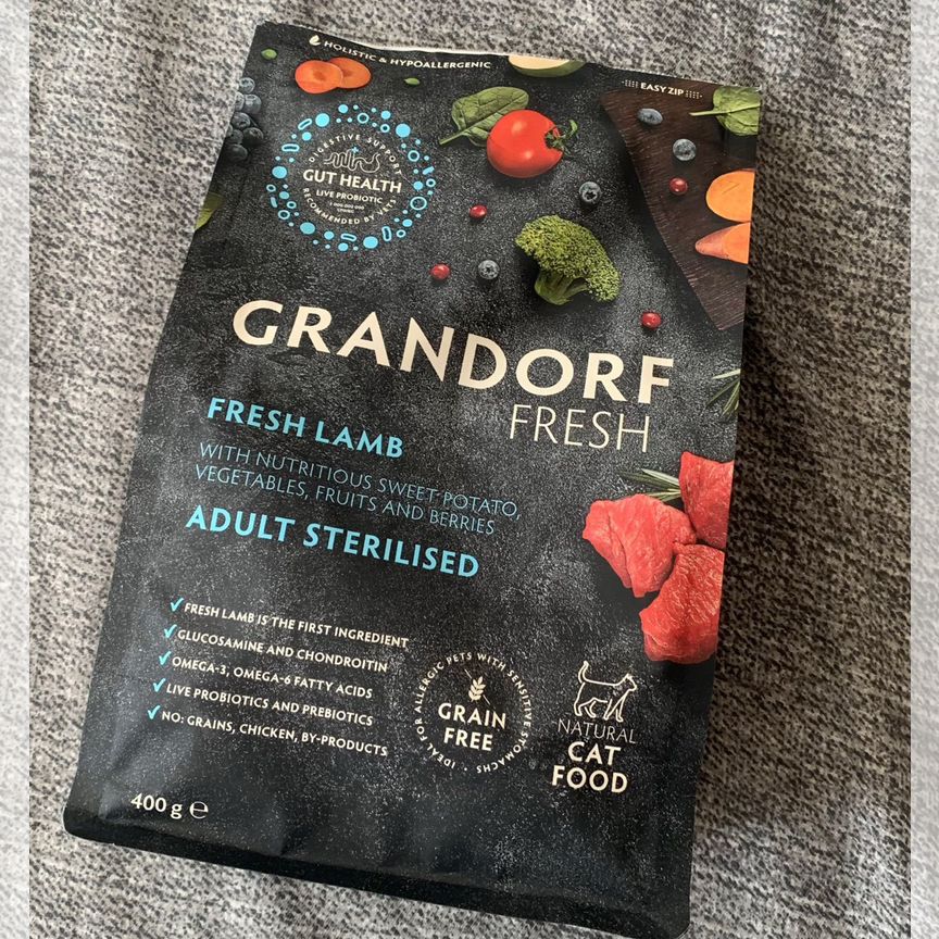 Корм для стерилизованных кошек Grandorf Fresh