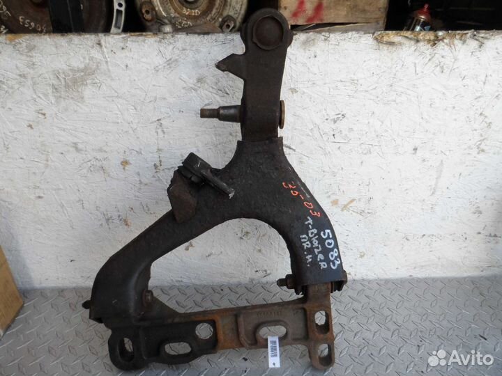 Рычаг передний правый нижний Chevrolet Trailblazer