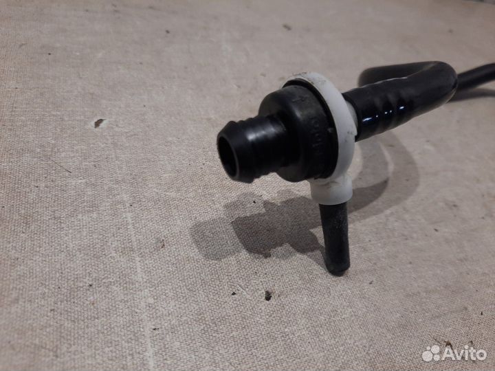 Трубка вакуумная Mercedes Glk300 X204 272.948 2010