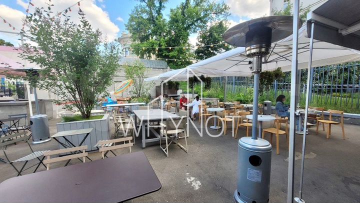 Особняк с арендатором в цао - 300,8 м²