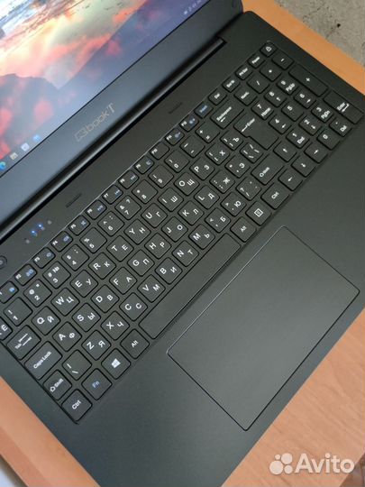 Мощный ryzen 5400U, 16гб, 512гб, 15.6